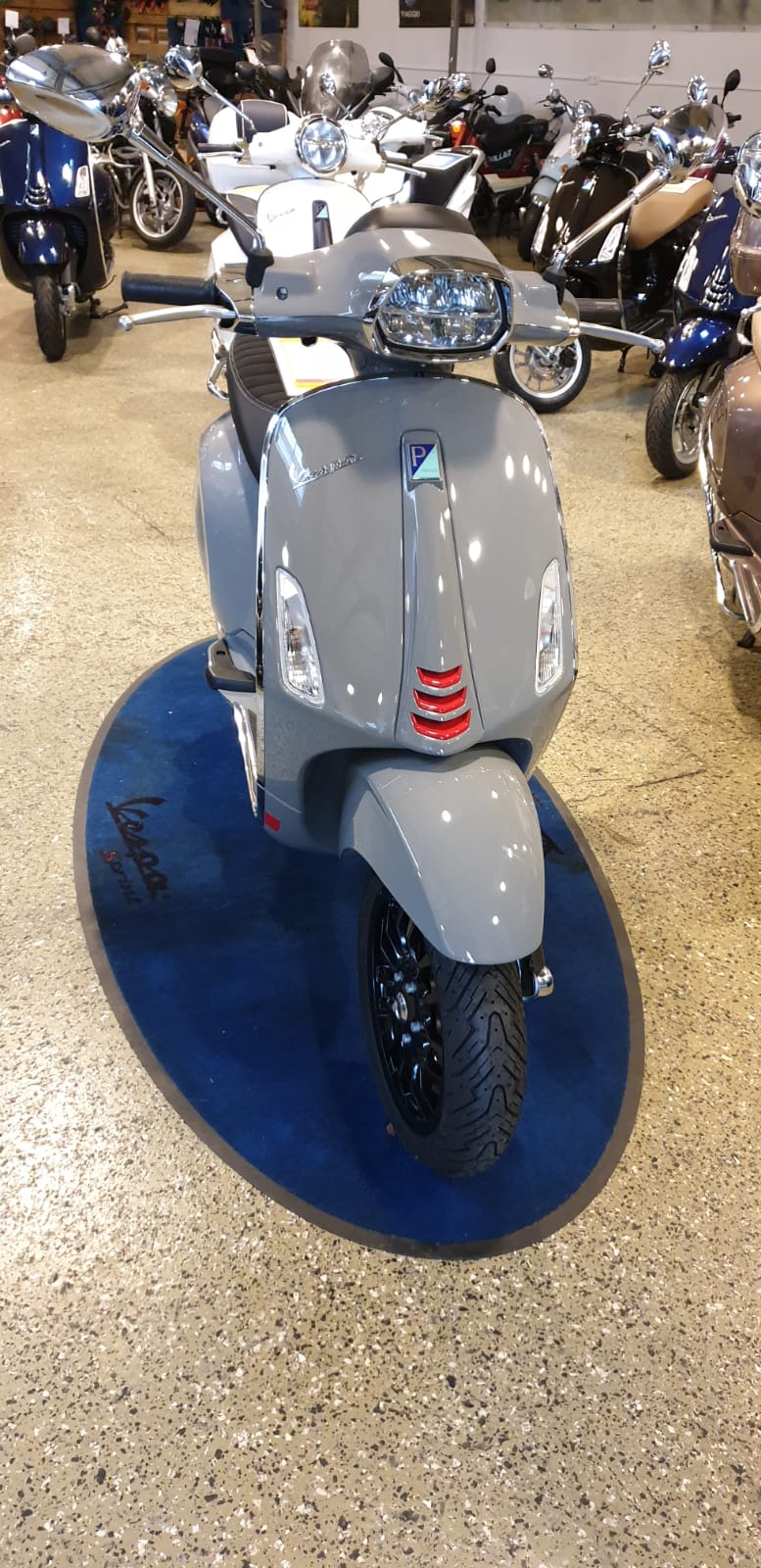 Meine Neue Vespa