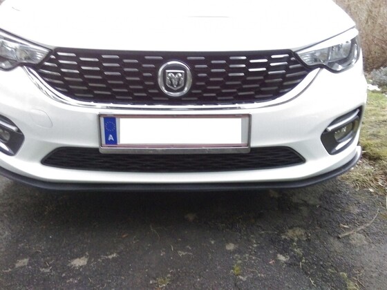 Fronstpoilerlippe, neue LEDs sowie Endrohre