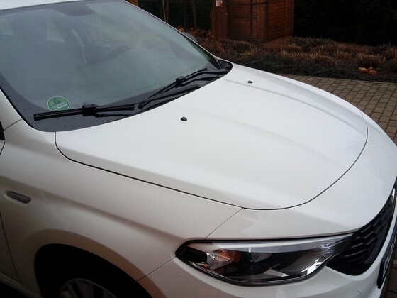 Neue Motorhaube nach Lackabplatzer