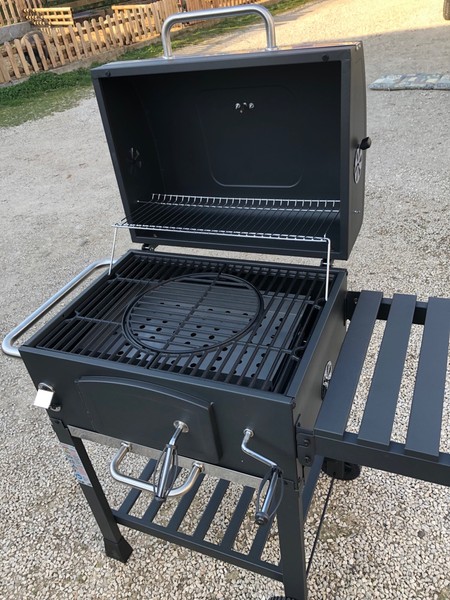 Neuer Grill von der Norma.....cooles Teil