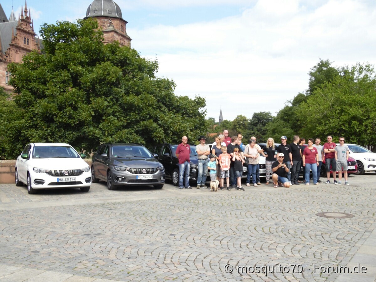 Die ganze Truppe