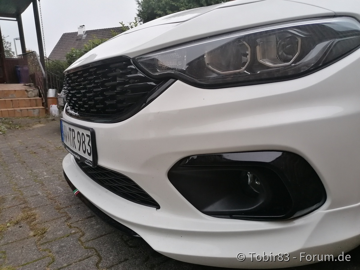 Cleaner Frontgrill montiert