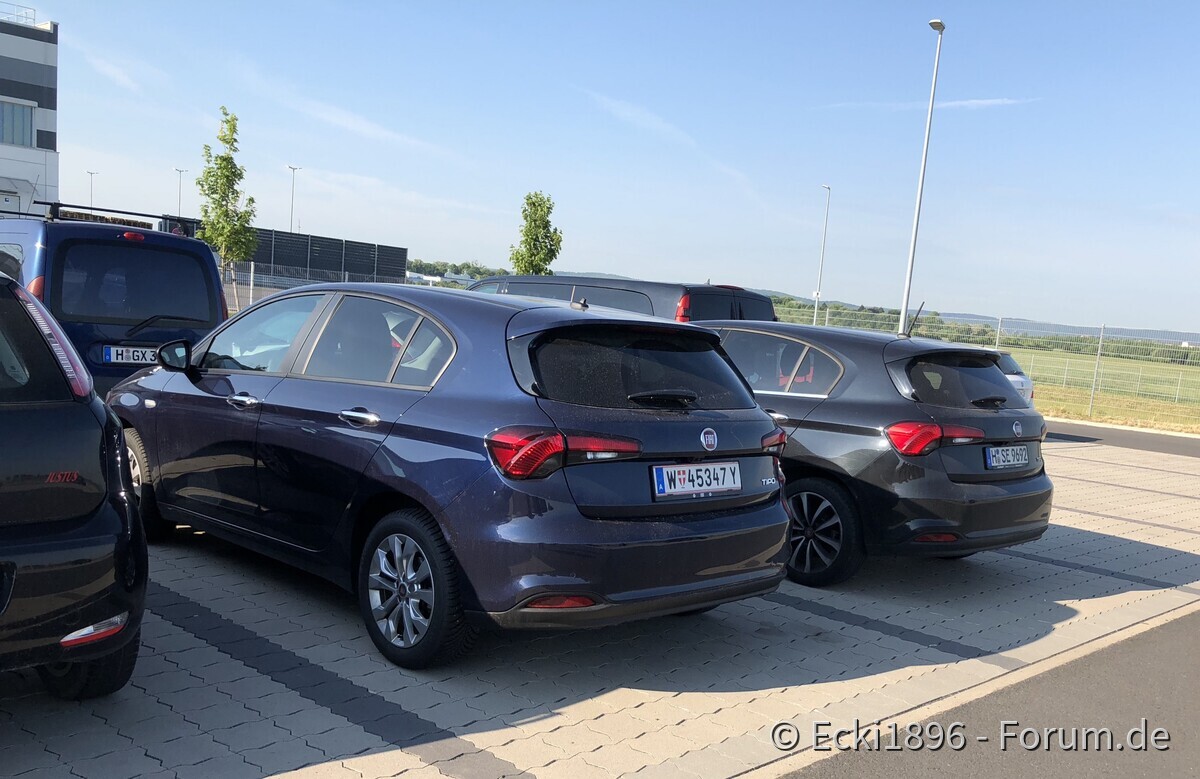 Zwei Tipos auf einen Schlag