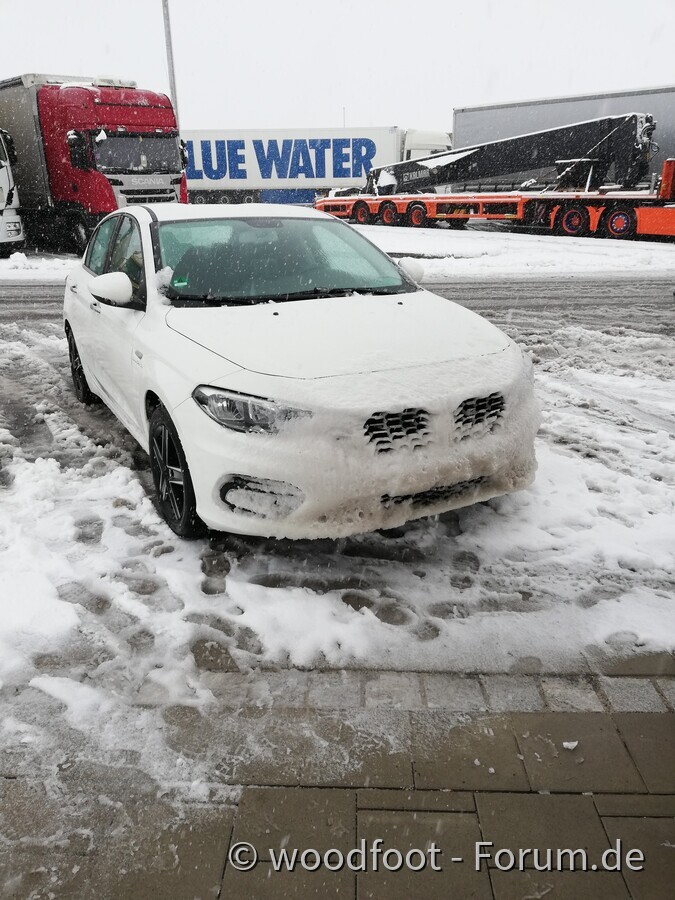 Bei Eis mutiert der Tipo gerne mal zum BMW