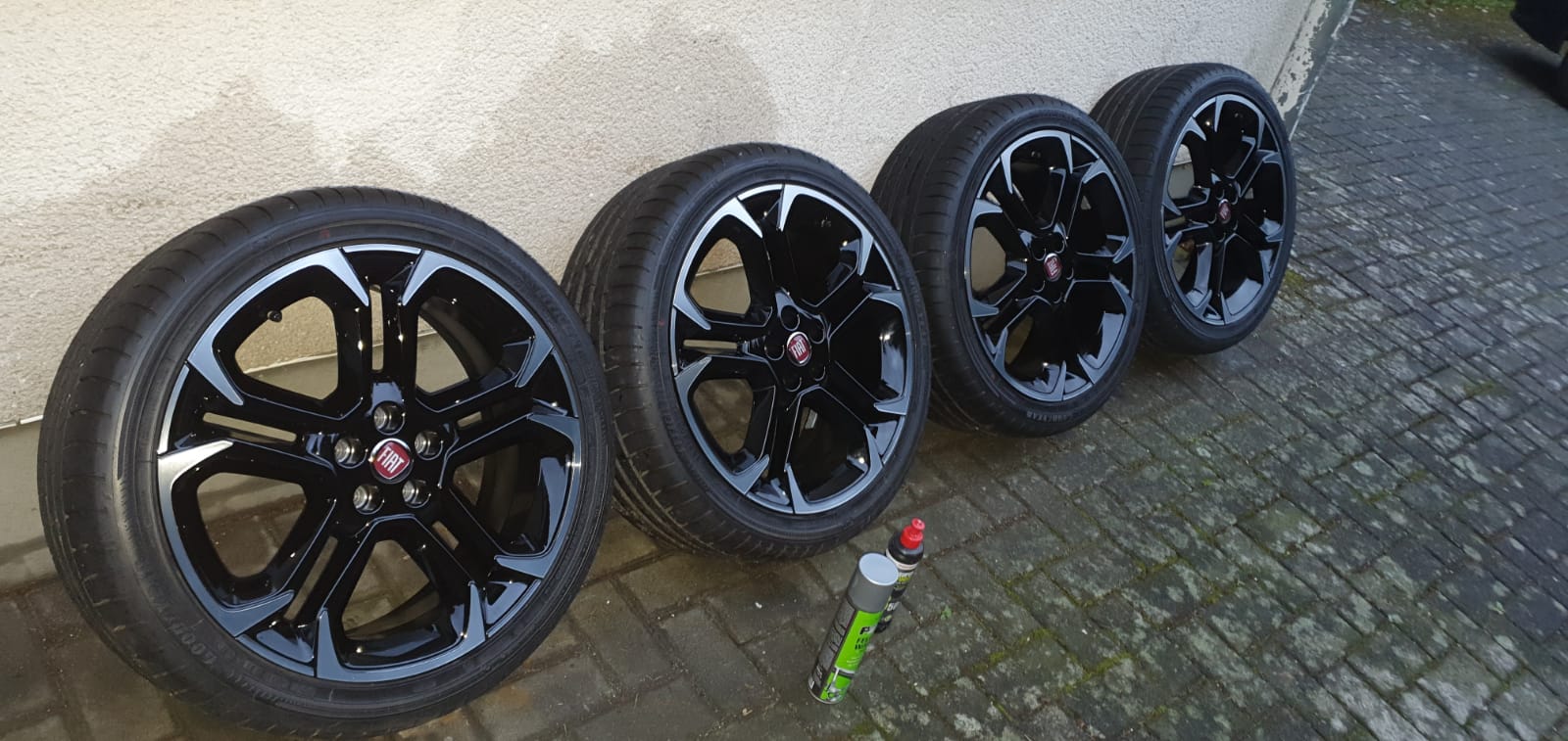 Mopar 18 Zoll Felgen Aufbereitet