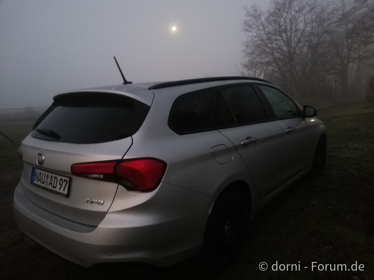 ... Dunkel war's, der Mond schien helle...