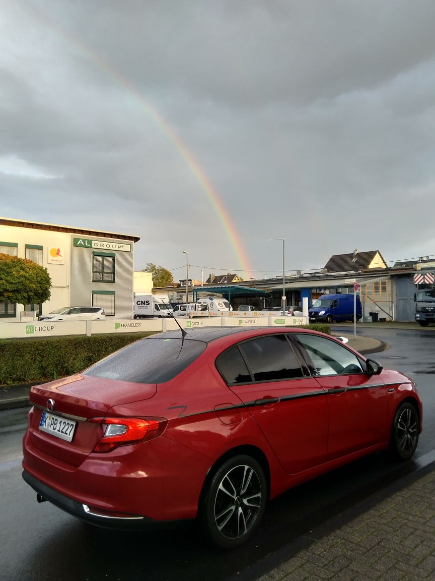 Regenbogen mit Tipo