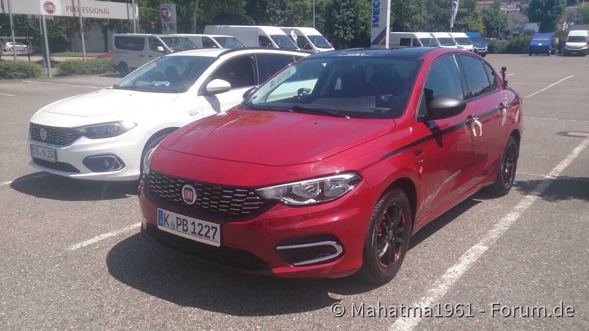 Zwischentreffen beim FCA Händler