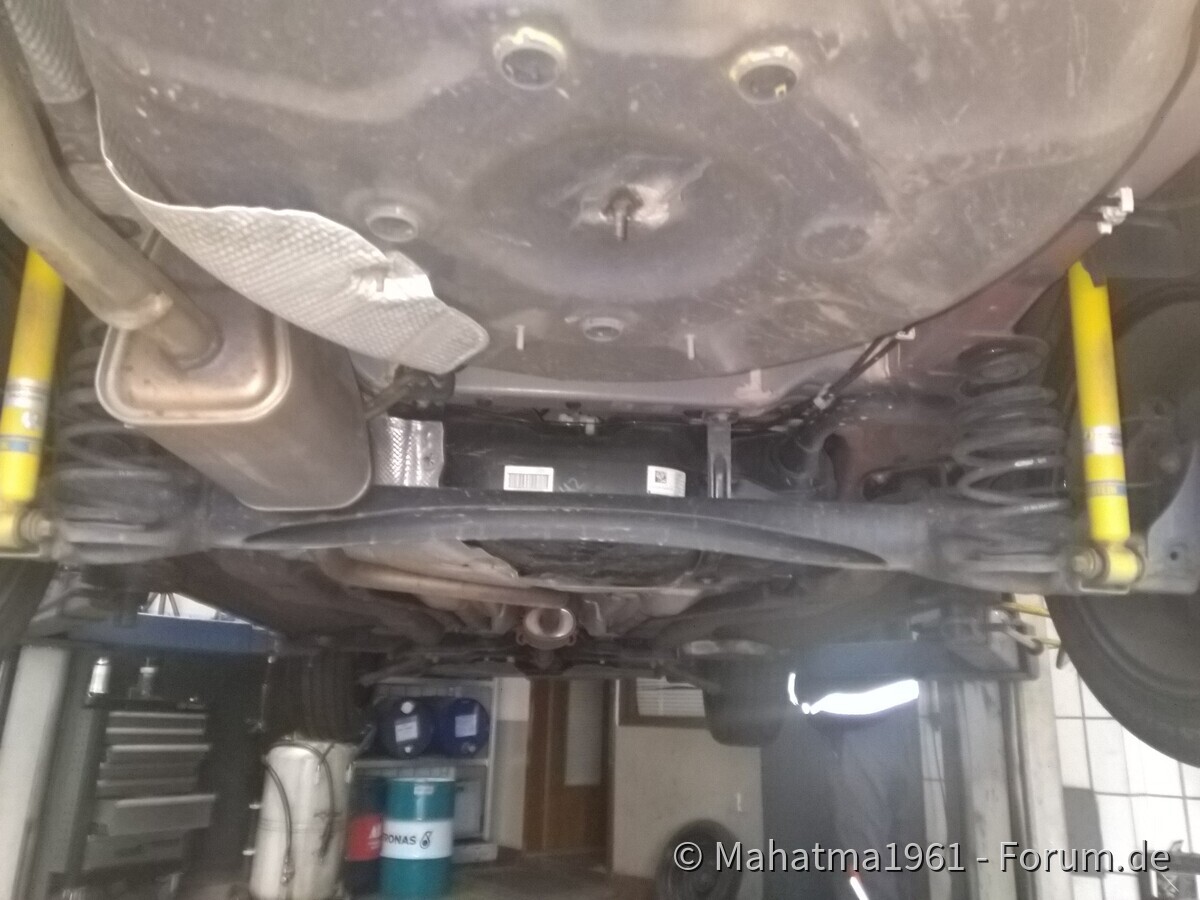 Blick unter das Blech