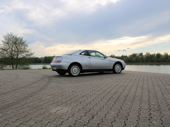 Alfa 916 GTV Jugend forscht.