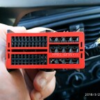 UConnect 5 Stecker