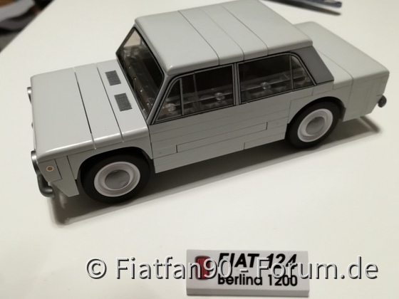Fiat 124 cobitoys Lego Modell