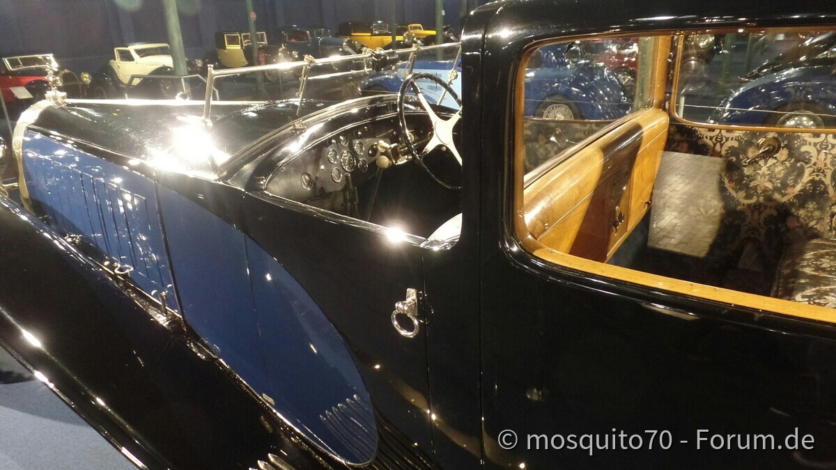 Ein kleiner Auszug der beeindruckenden Exponate aus der Schlumpf Sammlung "City de l'Automobile" in Mulhouse