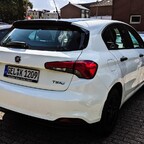 Tipo Black and White