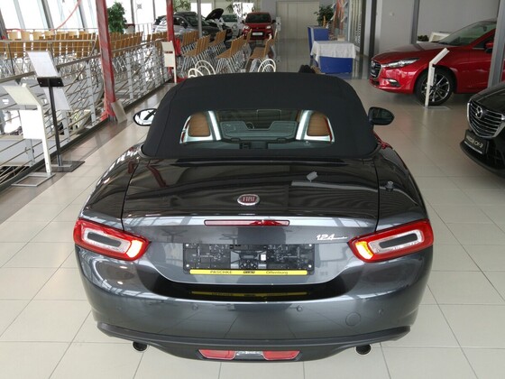124 Spider