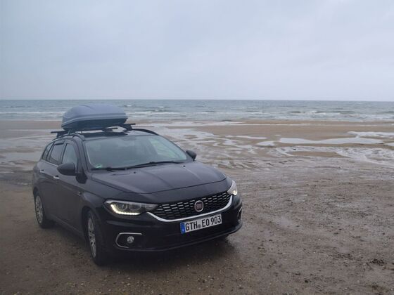 Hier dürfen auch Autos am Strand spielen...