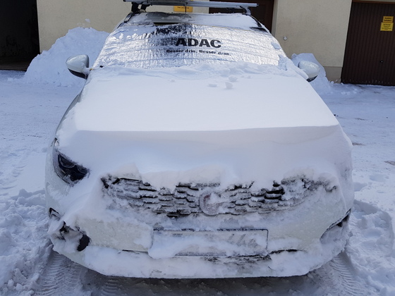 Neues Modelljahr 2019-Motorhaubenfacelift