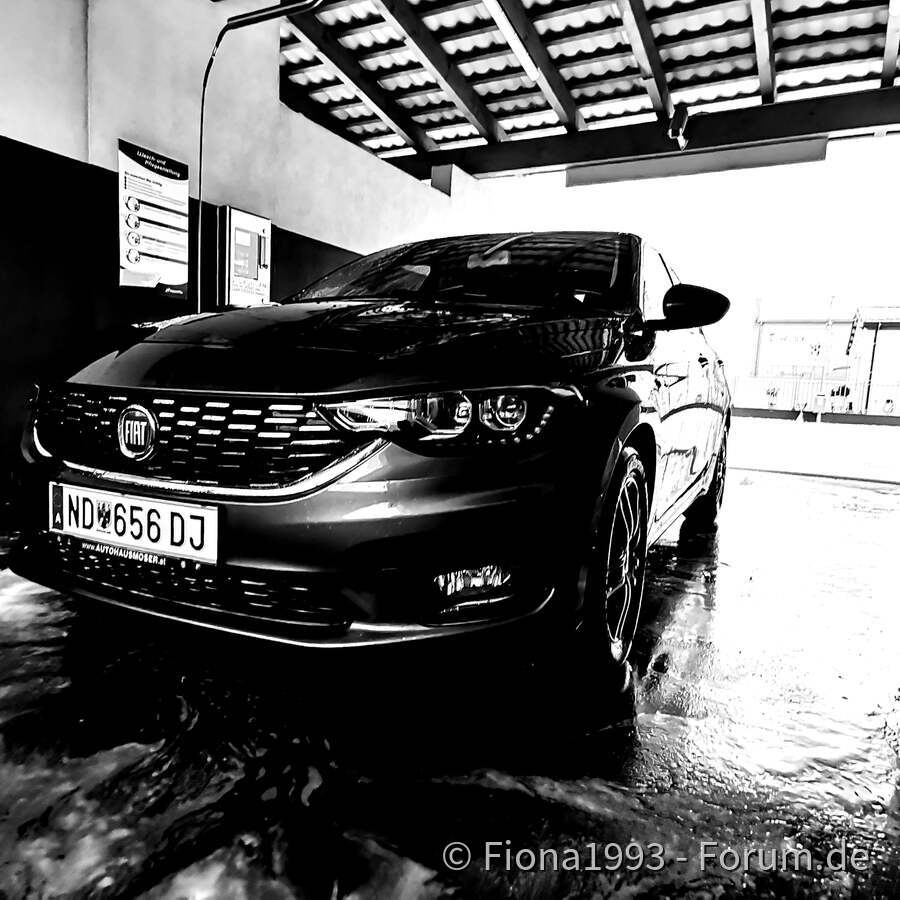 Black & White Limo ❤️