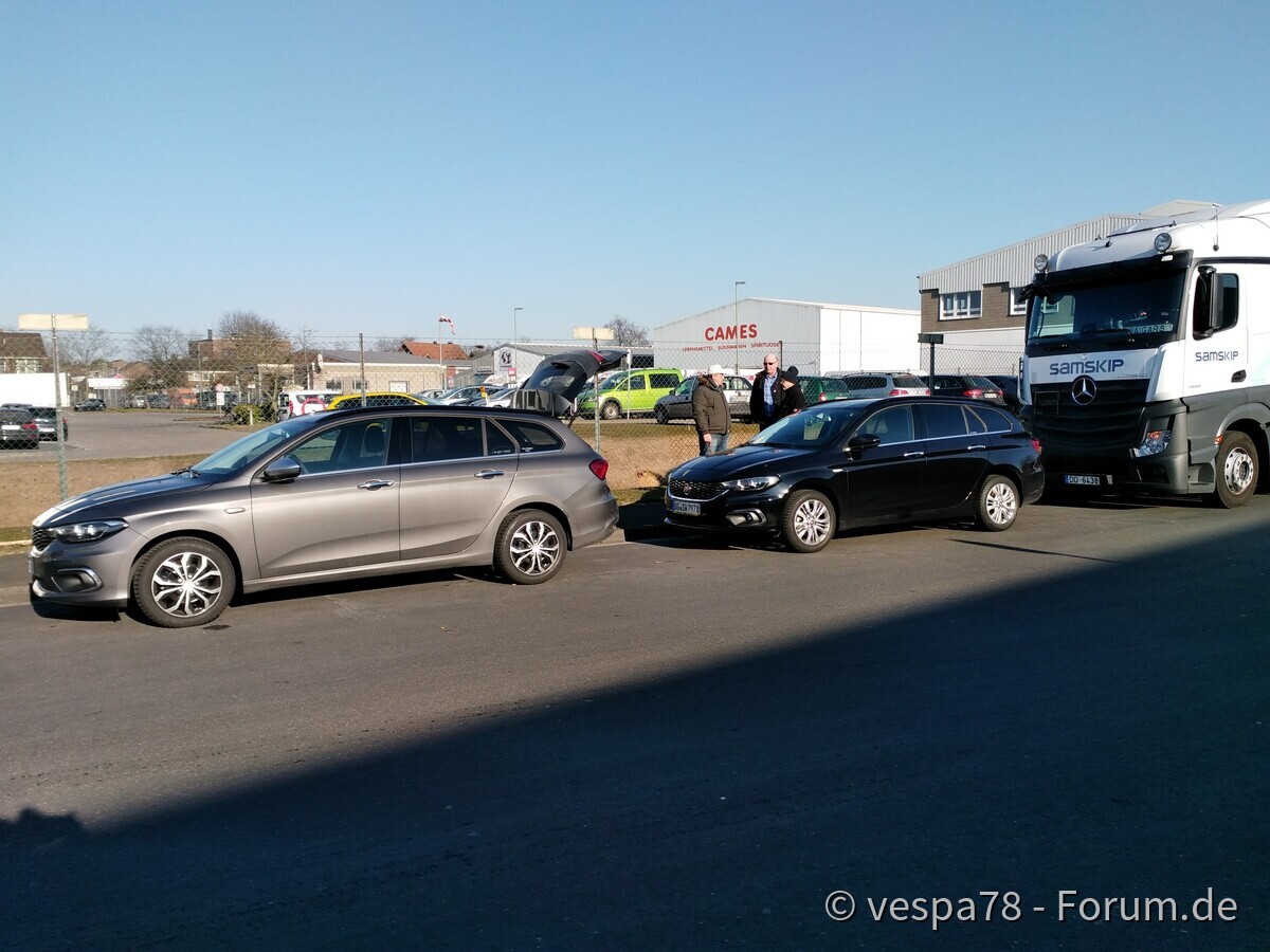 Erstes Mini-Treffen in Neuss an der Waschanlage