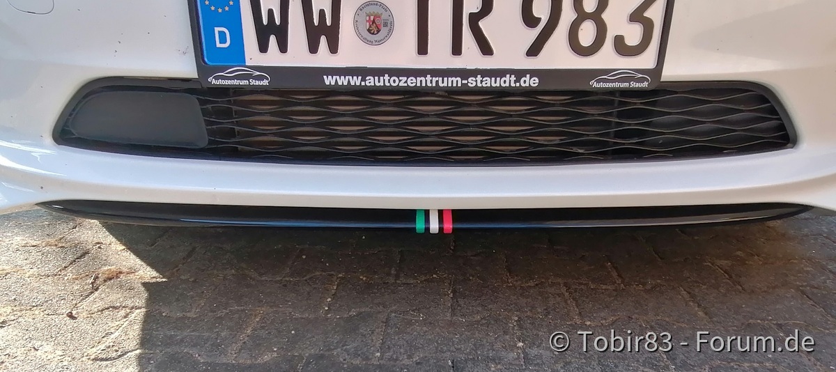 Tricolore Design