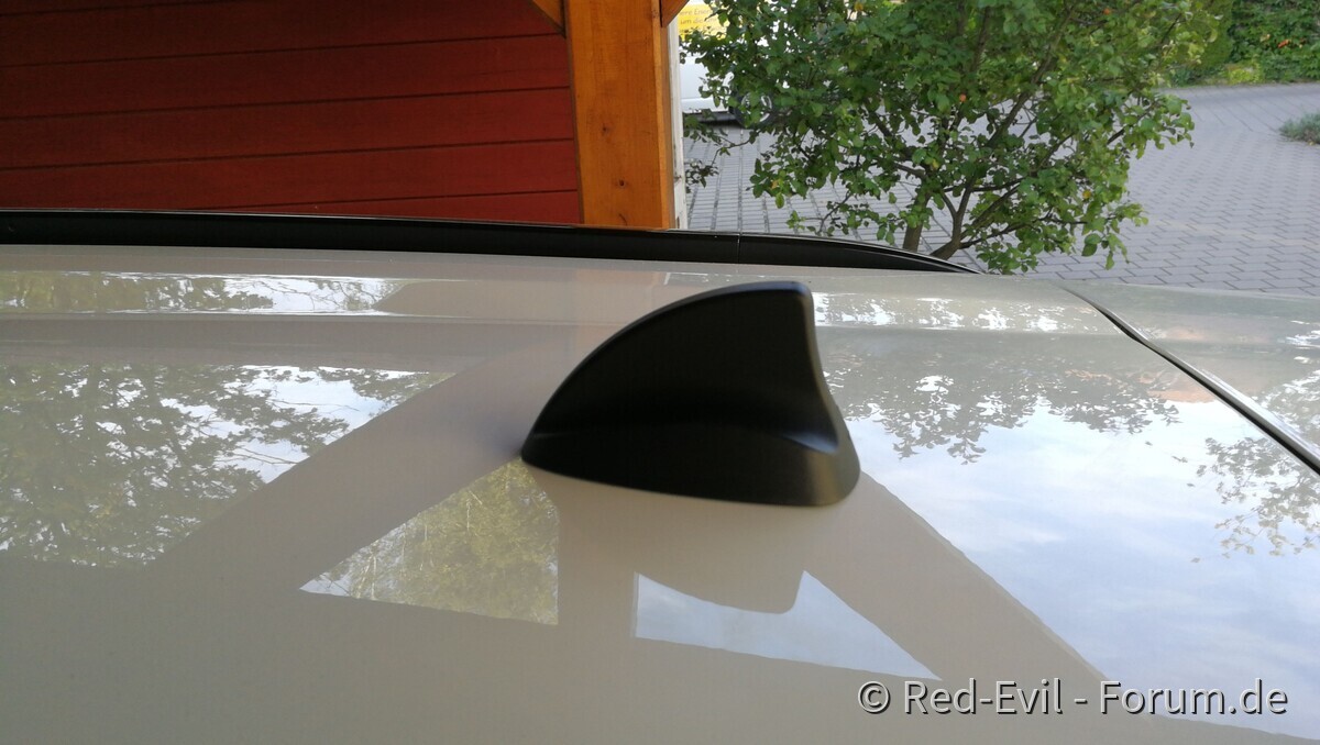 Calearo 7727160 Shark II Radio Antenne AM/FM DAB+ GPS Fakra (f) Dachantenne