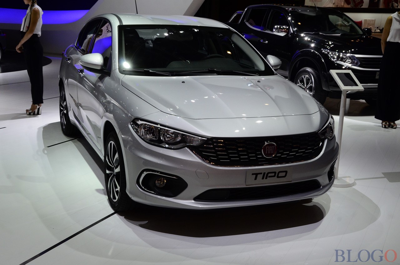 Fiat-Tipo-Paris-2016-01