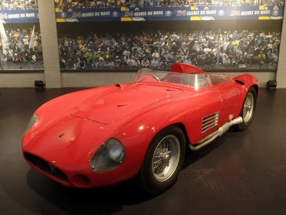 Ein kleiner Auszug der beeindruckenden Exponate aus der Schlumpf Sammlung "City de l'Automobile" in Mulhouse