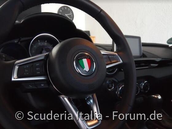 Lenkrad "Scuderia Italia" meines Spiders