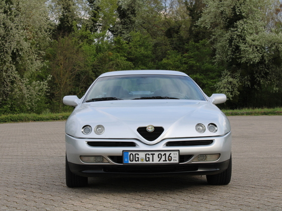Alfa 916 GTV Jugend forscht.