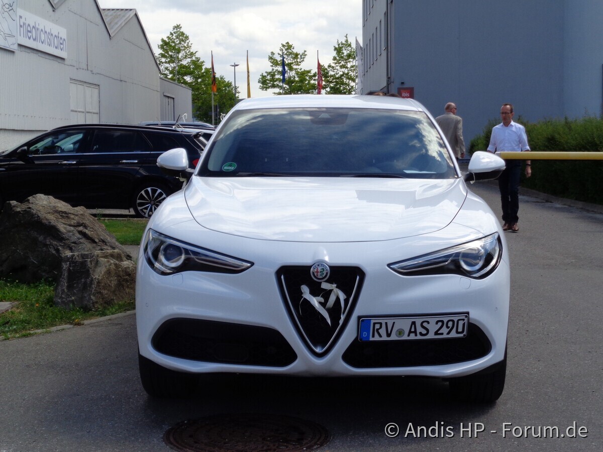Auto´s auf dem Treffen in FN/RV