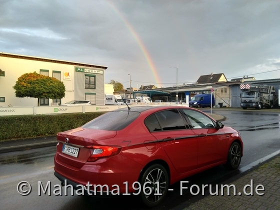 Regenbogen mit Tipo