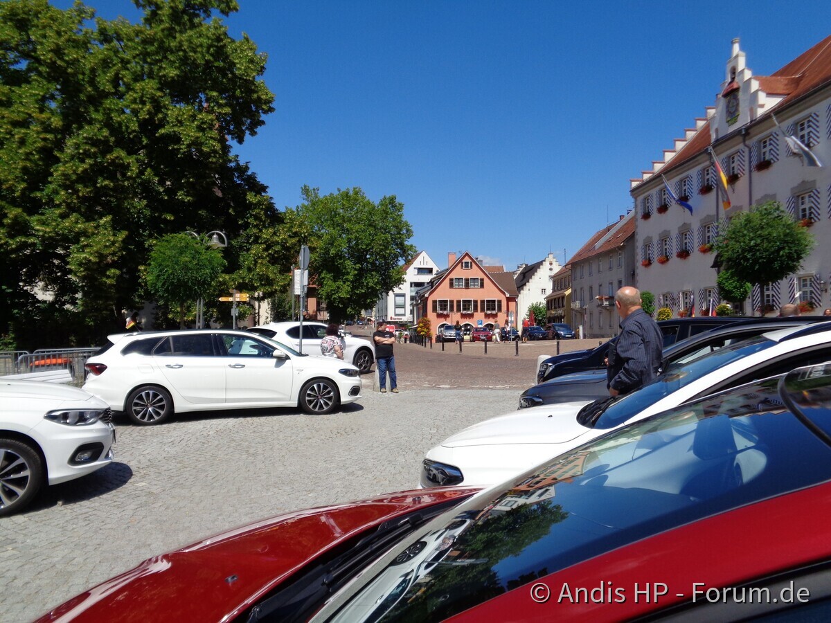 Auto´s auf dem Treffen in FN/RV