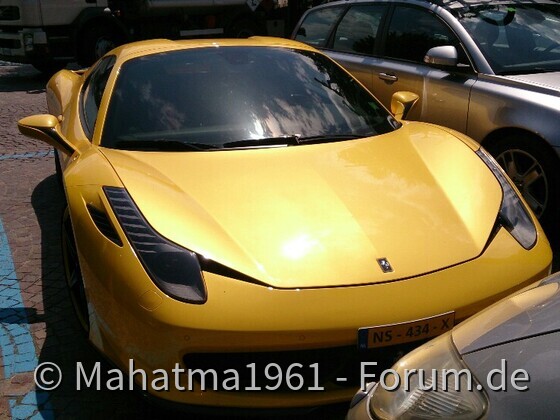Forza Ferrari. Forza Italia.