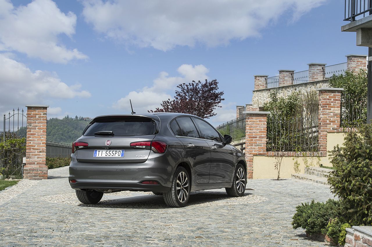 Fiat-Tipo-HB-4