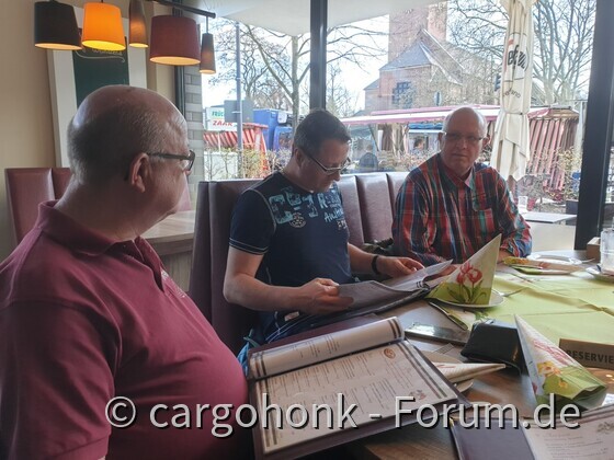Tipo Stuhlkreis Köln 30.03.2019