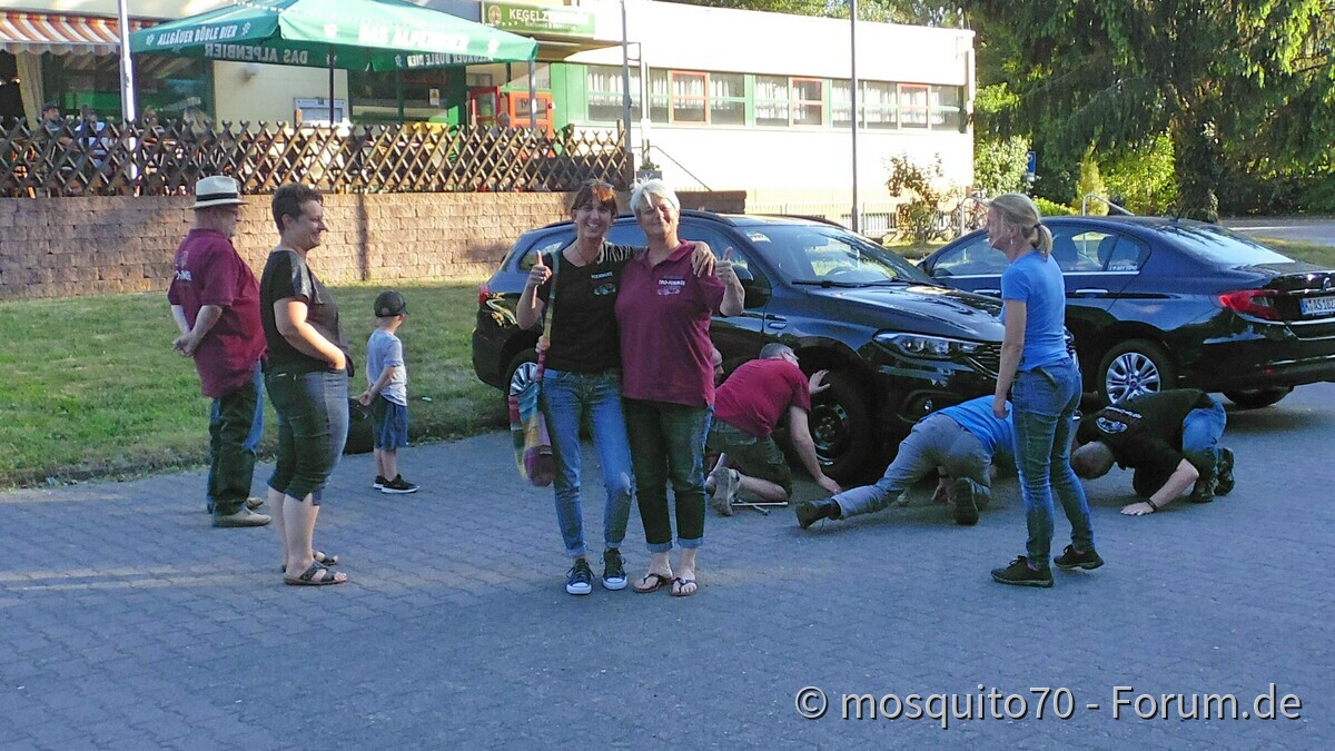 Die Damen von der Boxengasse