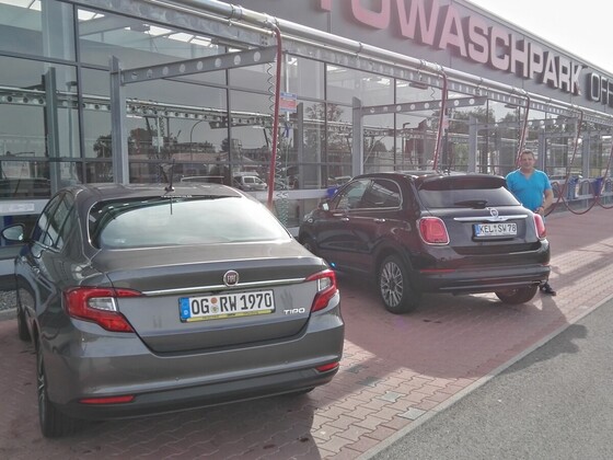 Im Autowaschpark