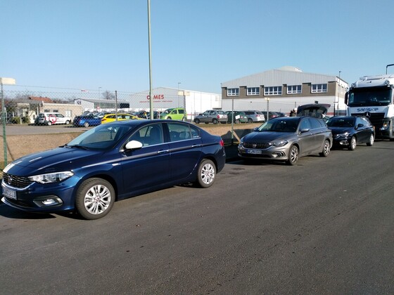 Erstes Mini-Treffen in Neuss an der Waschanlage