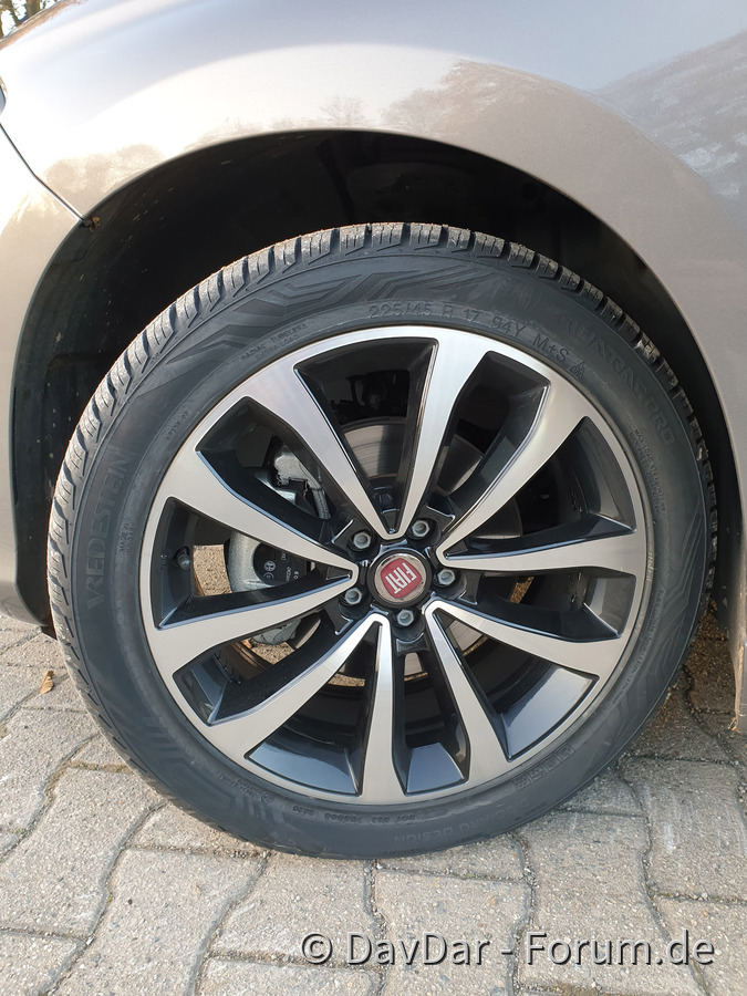 Vredestein 225/45 R17 94Y Quatrac PRO XL FSL​