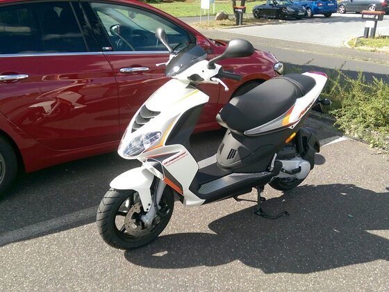 Neuer Scoot