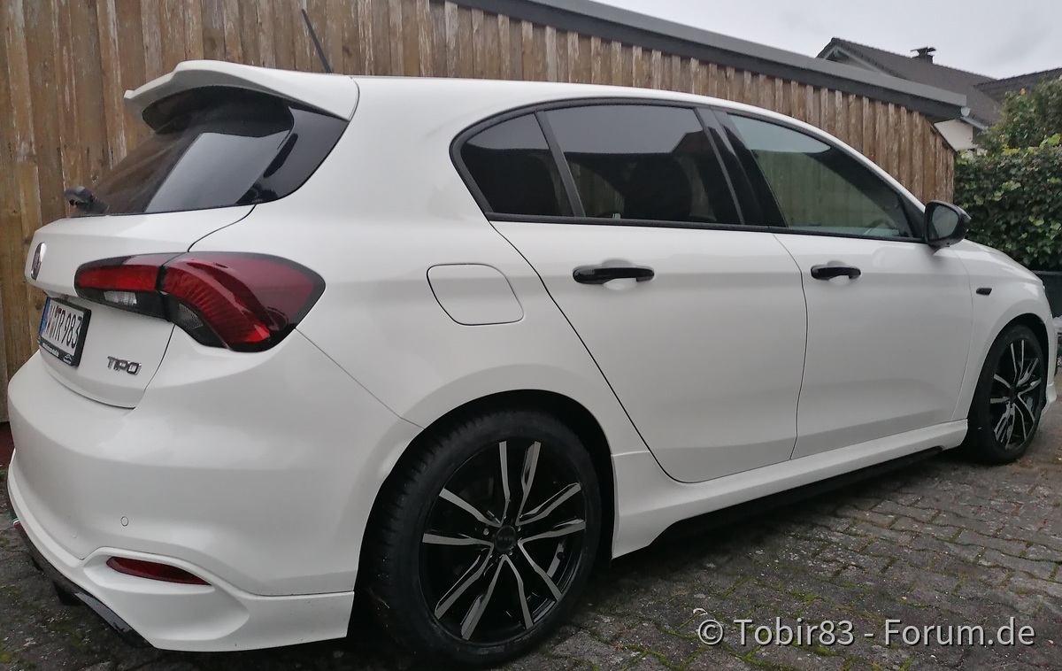 Wintermodus-MAK Milano black mirror 7x17 ET35 mit Nexen WinGuard Sport 2 215/45R 17 91V