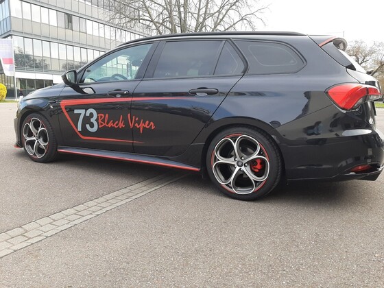 Black Viper mit neuen Alufelgen MSW 82