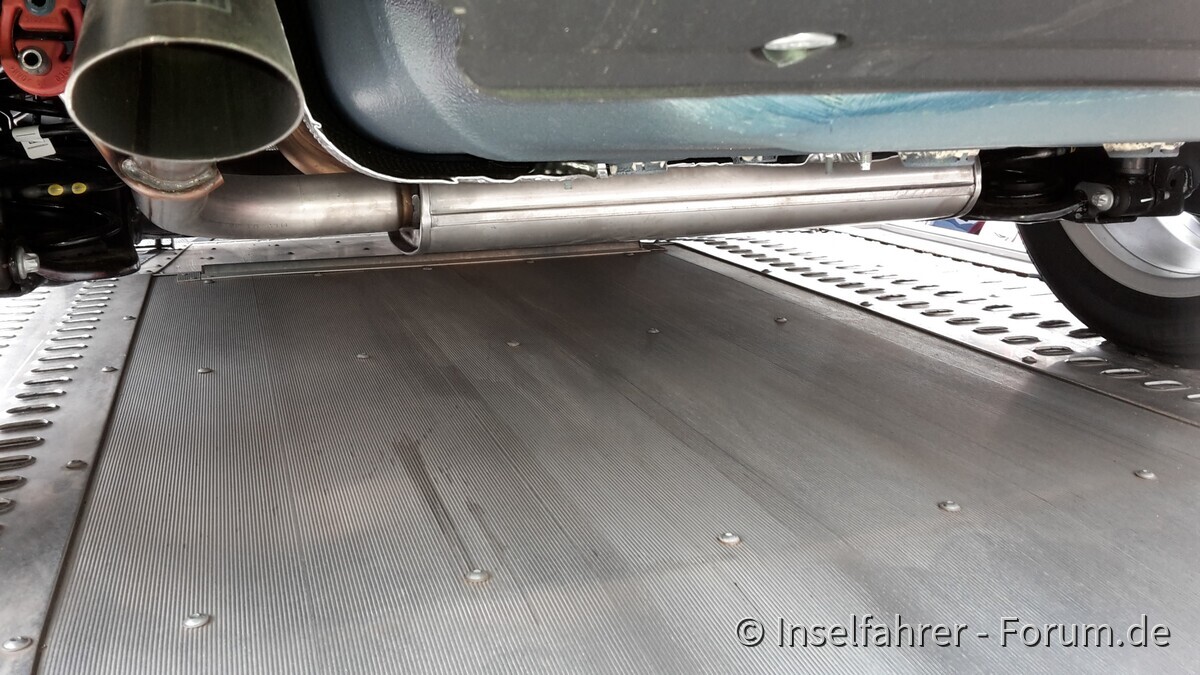 Heckansicht von halb unten