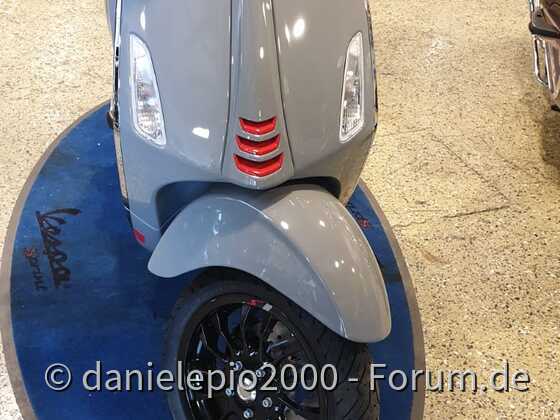 Meine Neue Vespa