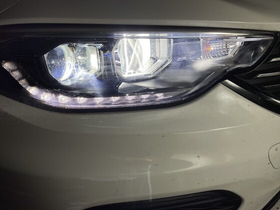 Philips Ultinon LED H7 im Abblend- und Fernlicht