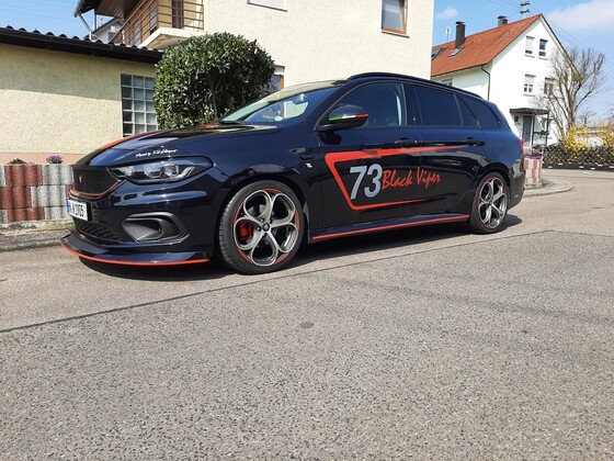 Black Viper mit neuen Alufelgen MSW 82