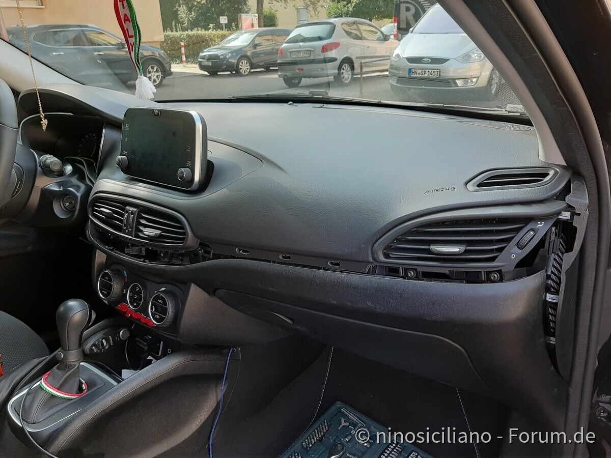 Cockpit leisten Entfernt