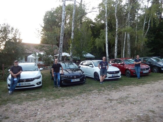 Tipo-Freunde im Waldbiergarten
