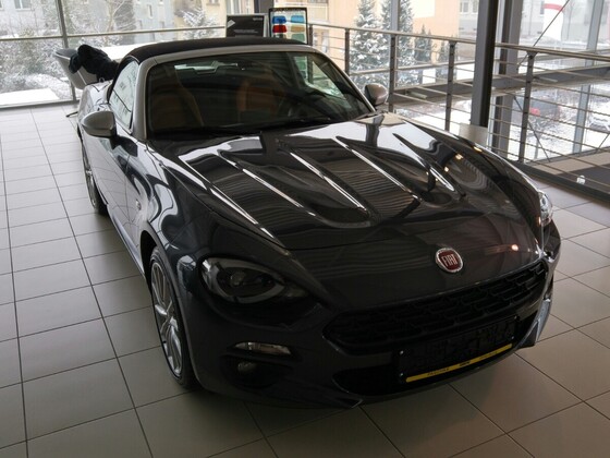 124 Spider