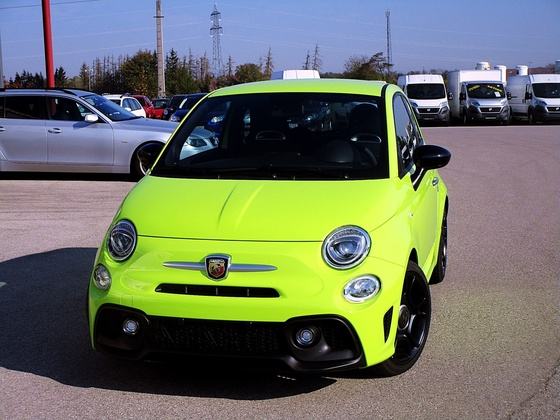 Abarth Adrenalina Grün